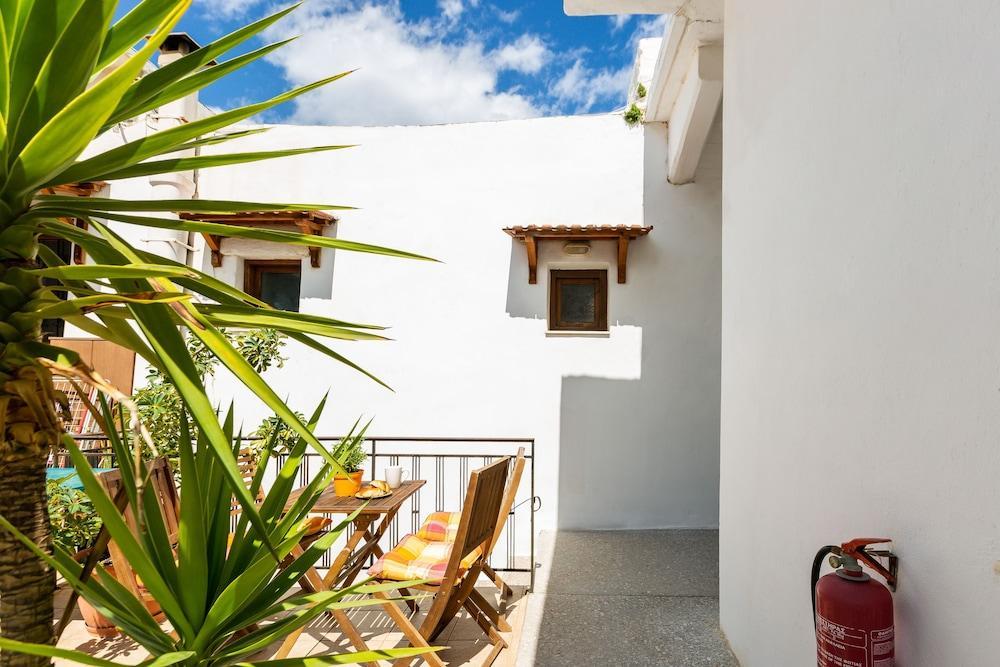 Lilys Apartments Rethymno  ภายนอก รูปภาพ