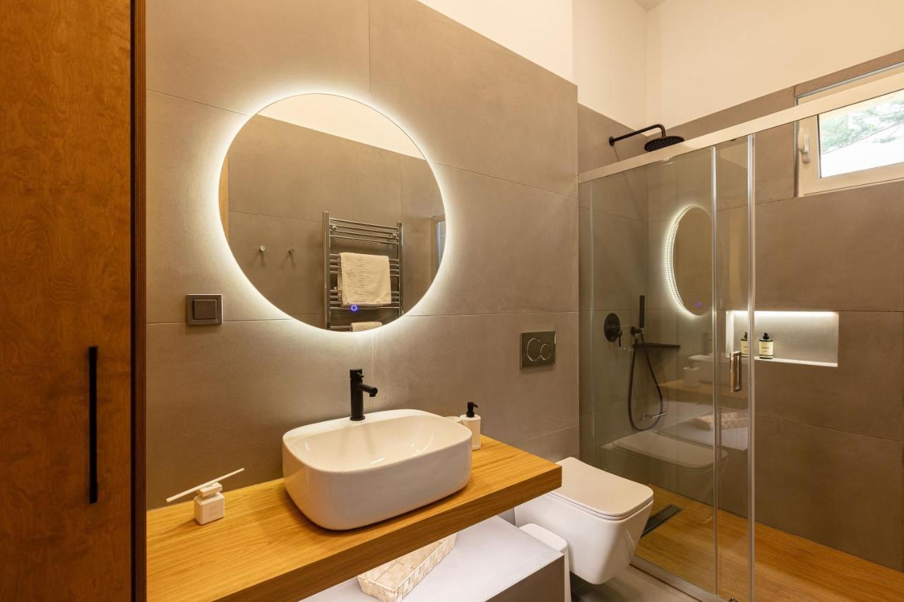 Lilys Apartments Rethymno  ภายนอก รูปภาพ