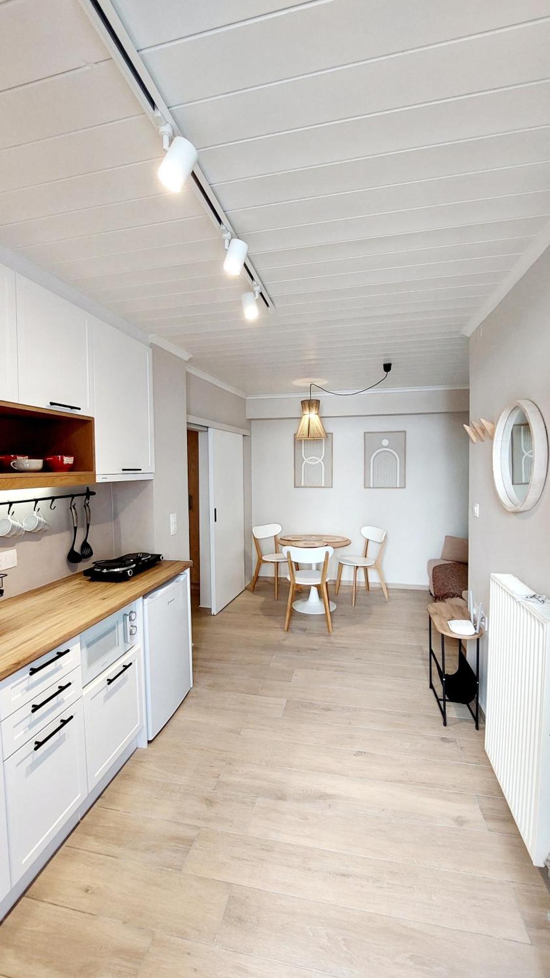 Lilys Apartments Rethymno  ภายนอก รูปภาพ
